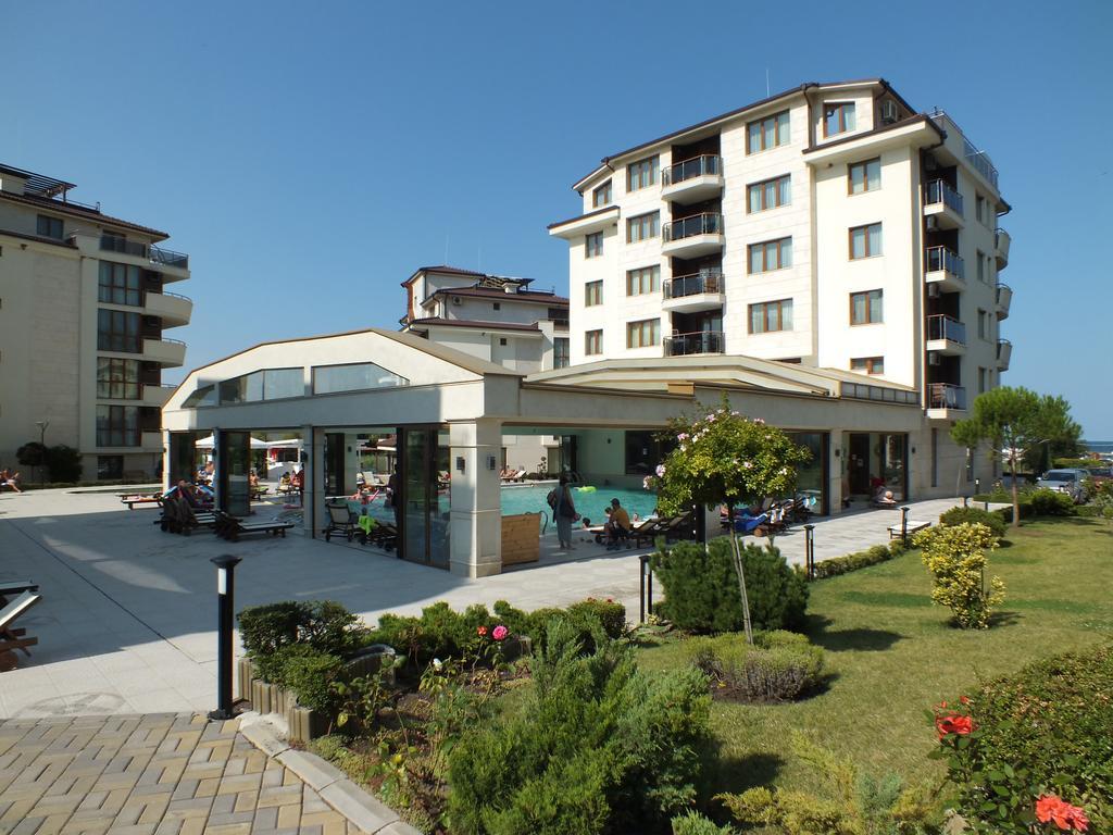 Al Rial Beach Apartments Shkorpilovtsi Ngoại thất bức ảnh
