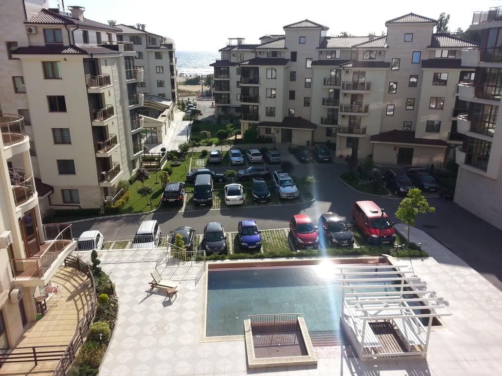Al Rial Beach Apartments Shkorpilovtsi Ngoại thất bức ảnh